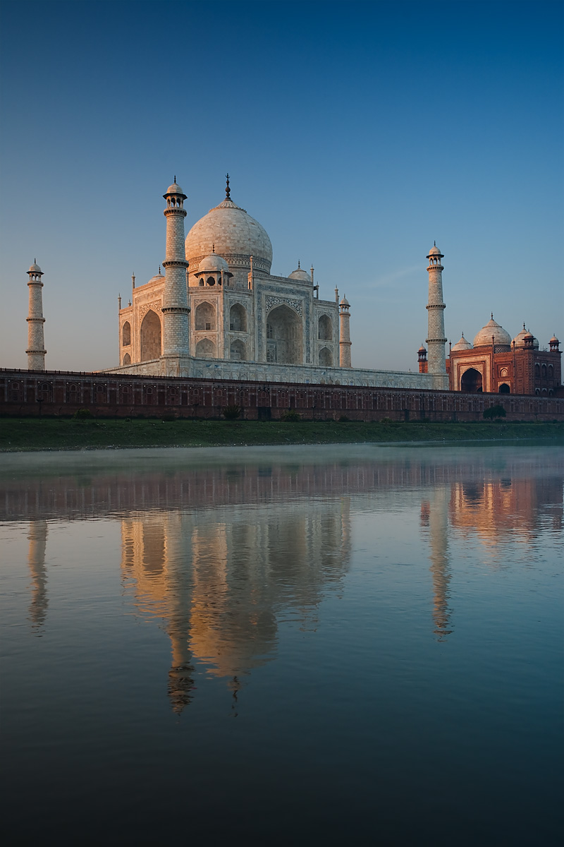Marvelous Mahal The Taj Mahals Reflection Is Visible In The Holy